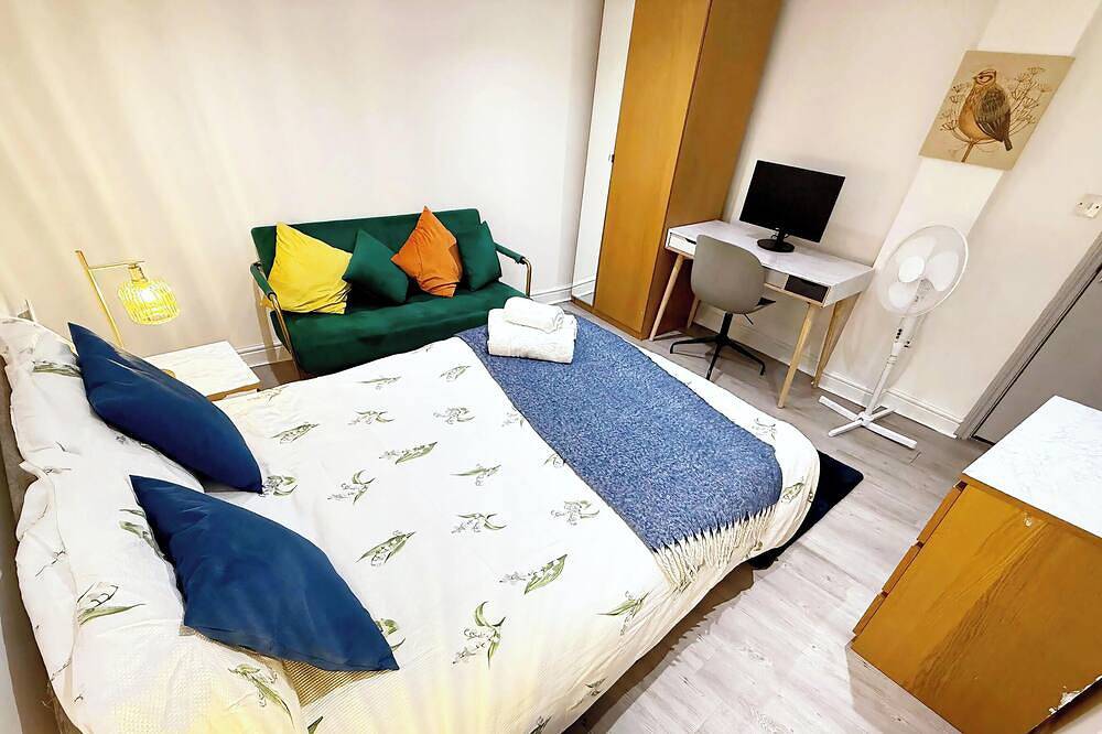 Exclusive 2 bedroom House in the Heart of Reading! in Reading, Berkshire