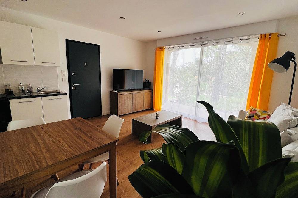 Entire apartment, T2 La Pascaline Avec Petit Jardin in Saint-Clément-de-Rivière, Montpellier region