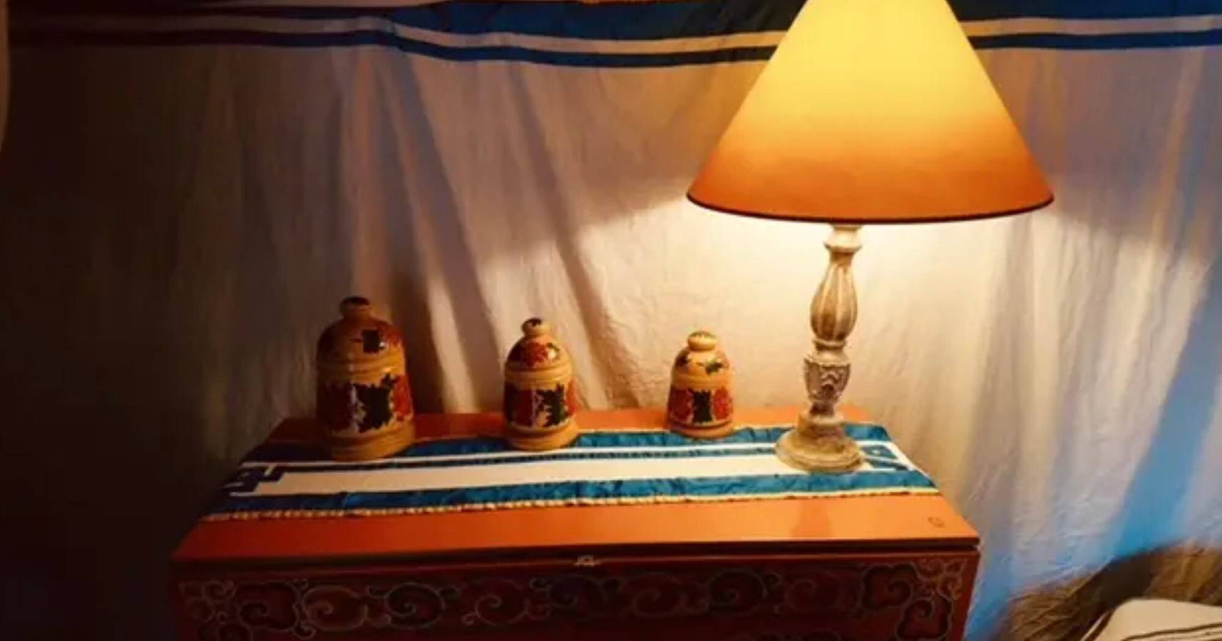 Bed & Breakfast 'Yourte - Les Toits Du Gaou' mit Gemeinschaftsterrasse und Wlan in Six-Fours les Plages, Toulon Region