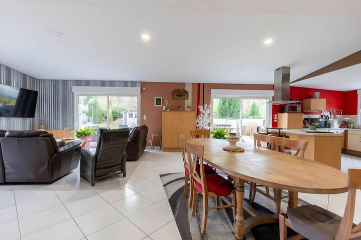 Maison de vacances pour 7 personnes, avec jardin ainsi que piscine et terrasse