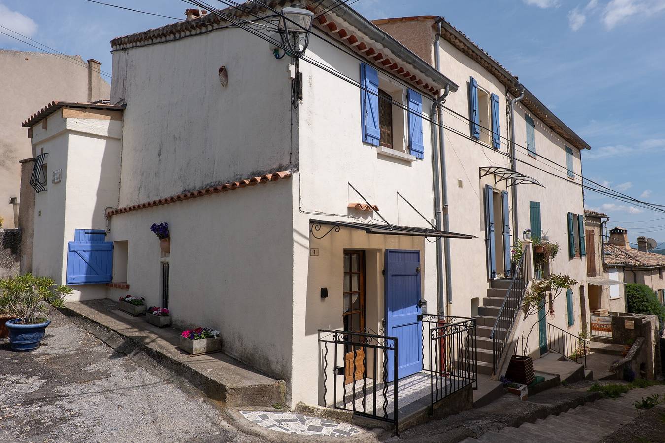 Ferienhaus „La Petite Maison“ mit Balkon und Wlan in Puimoisson, Regionaler Naturpark Verdon