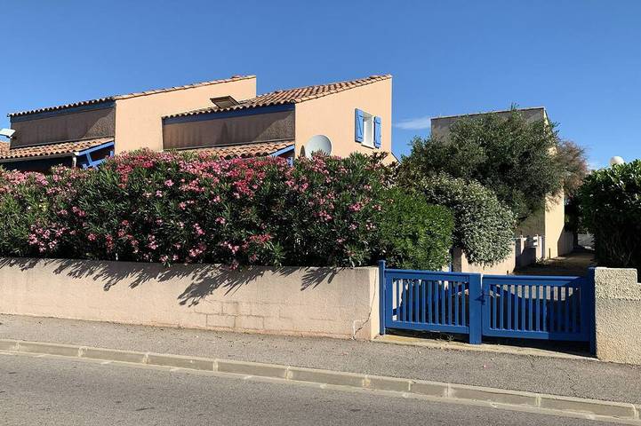 Maison de vacances pour 5 personnes, avec jardin ainsi que terrasse et piscine à Fleury