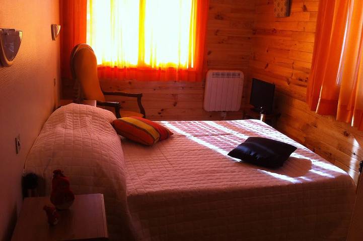 Gîte pour 8 personnes, avec balcon dans Office De Tourisme De Font Romeu - 2