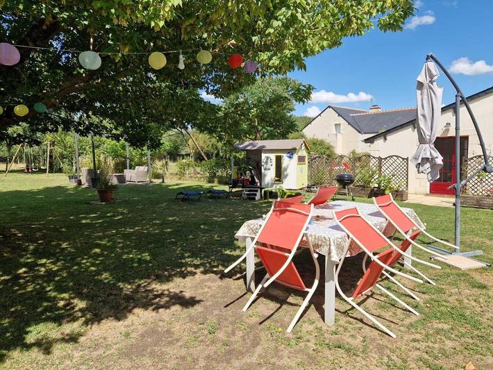 Location de vacances pour 3 personnes, avec jardin et vue à Hommes - 3