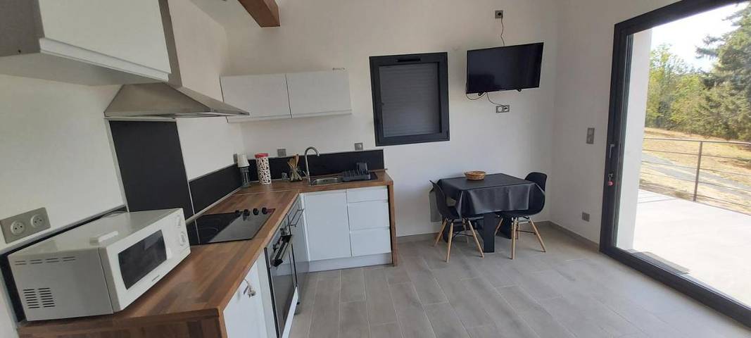 Gîte pour 2 personnes, avec vue et terrasse à Vernet-les-Bains - 2