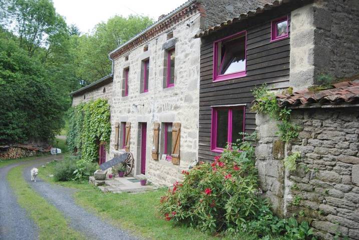 Chambre d’hôte pour 6 personnes, avec jardin à Saint-Jean-des-Ollières