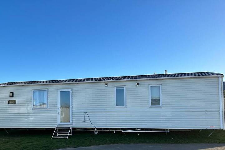 Holiday rental for 8 people, with pool in Felixstowe