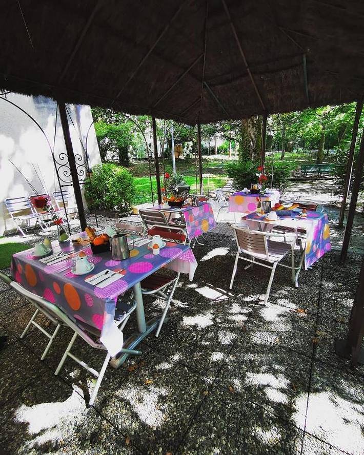 Location de vacances pour 2 personnes, avec jardin et terrasse, animaux acceptés dans Centre Thermal Saint Eloy - 3