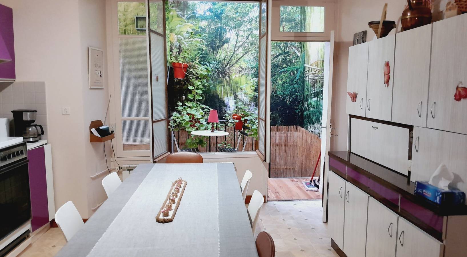 Logement, cure, grande maison de ville in Chaudes-Aigues, Région de Saint-Flour