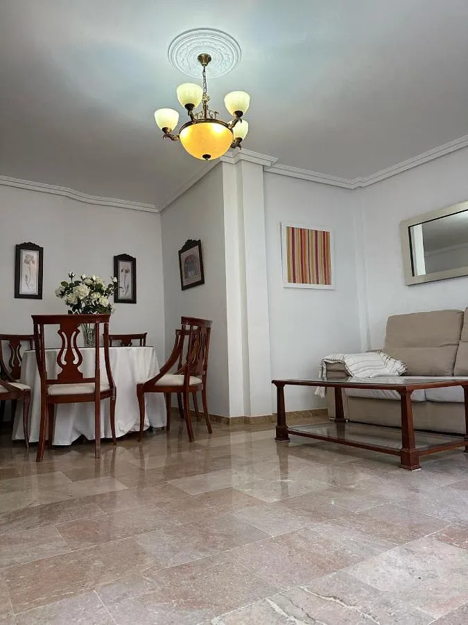 Apartamento de vacaciones para 5 personas, con balcón y vistas - 1