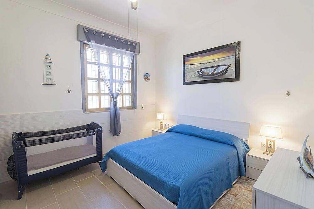 Villa Milon Near The Sea, Lecce, Italy in Torre Rinalda, Lecce Provinz