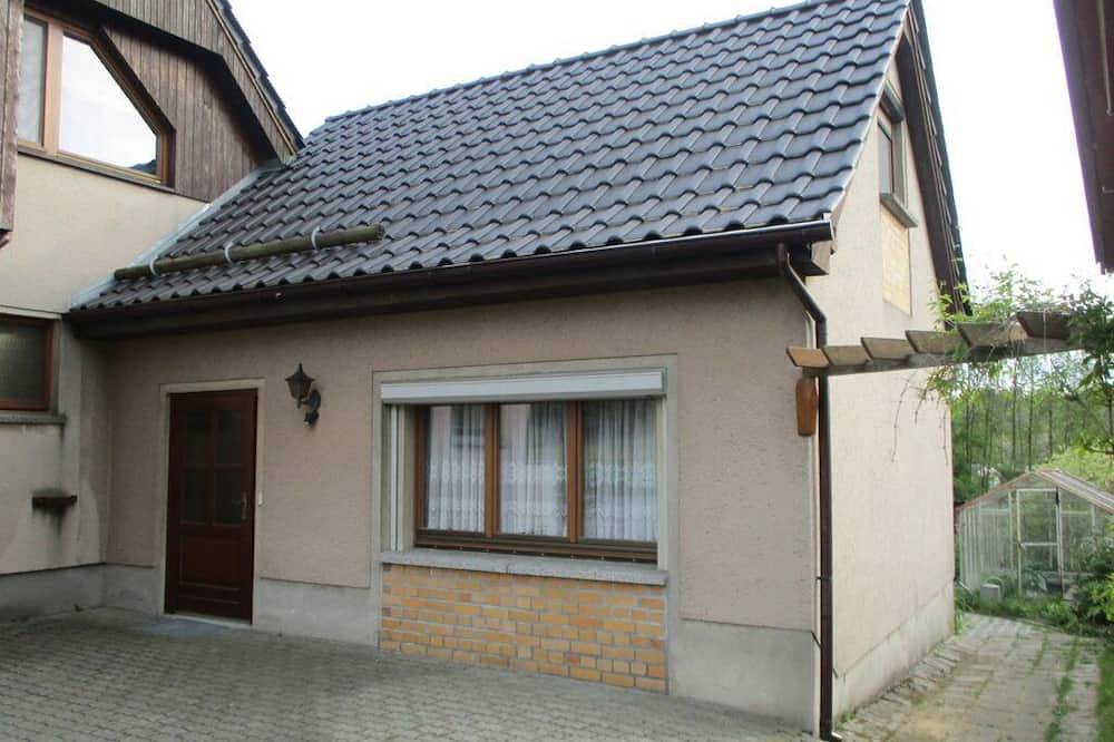 Ganze Wohnung, Ferienwohnung am See-neu mit Balkon in Neusalza-Spremberg, Oberlausitz-Niederschlesien