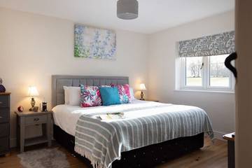 Glamping for 6 People in Carmarthenshire, South-Wales, Photo 1