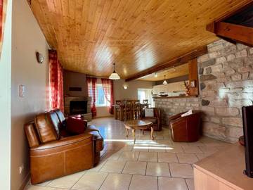 Gîte pour 5 personnes, avec jardin, animaux acceptés à Saint-Germain-Laprade