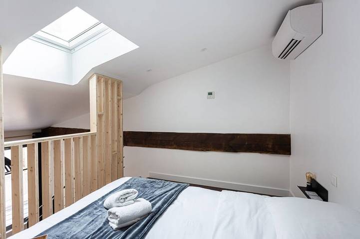 Apartamento entero, AC duplex in Bordeaux’s historic centre in Burdeos, Región de Burdeos