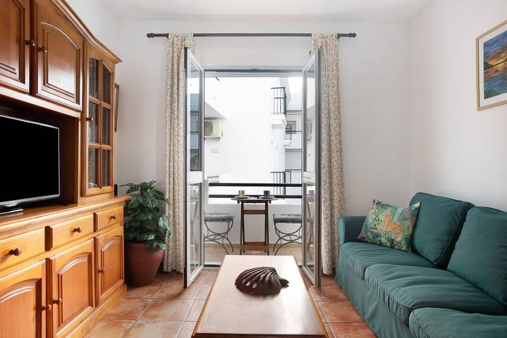 Ganze Wohnung, Apartment 'Daralba Conil' mit Balkon in Playa de los Bateles (Conil de la Frontera), Conil de la Frontera
