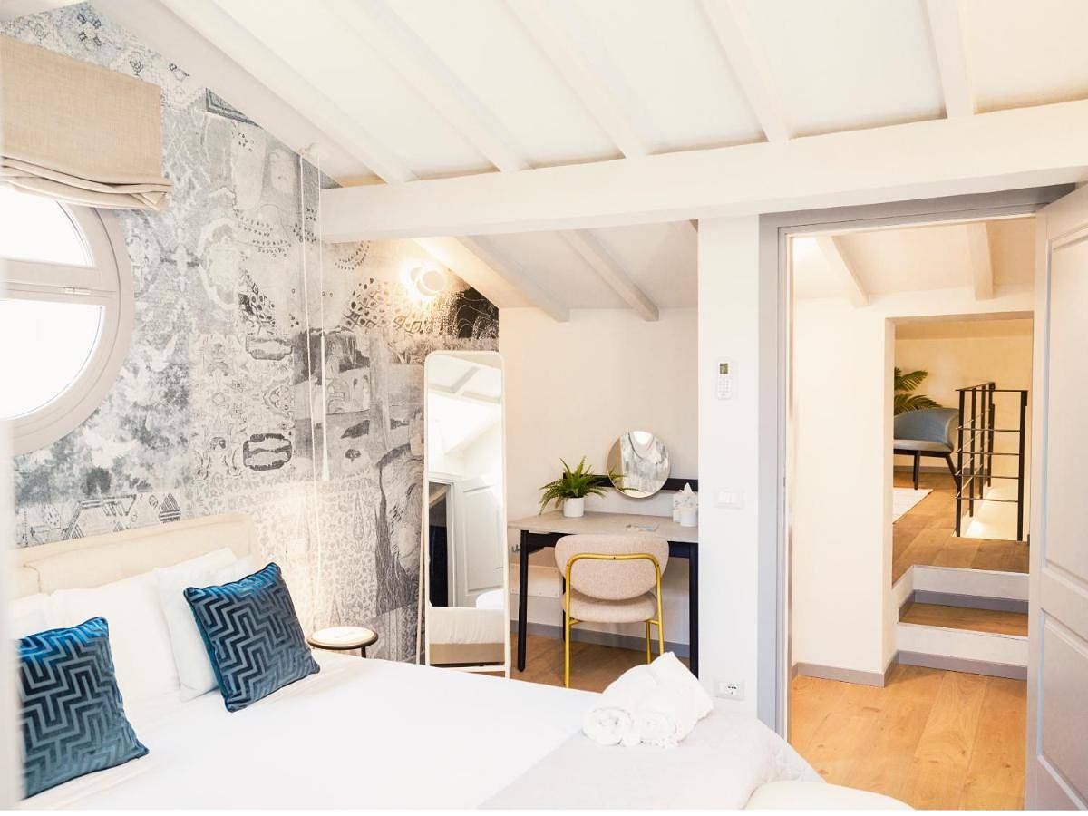 Residenza Carlotta - Luxury and design beside Arno in Florenz, Florenz Provinz
