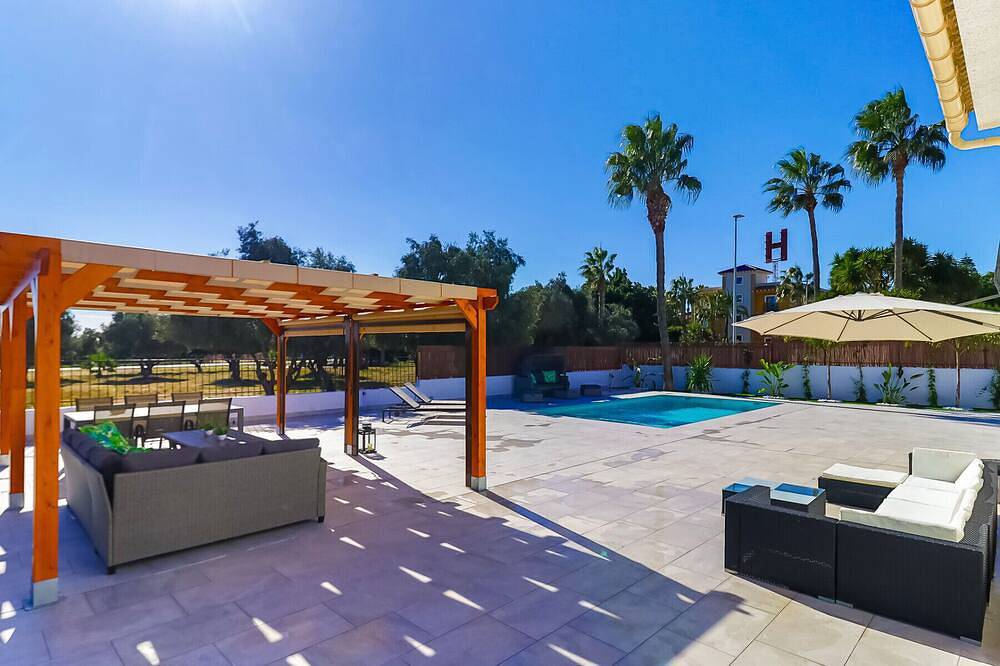 Villa pour 12 Personnes dans Rojales, Costa Blanca