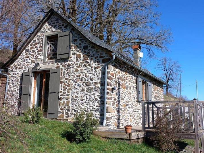 Location de vacances pour 3 personnes, avec Terrasse et Jardin à Condat - 2
