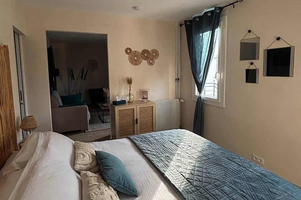 Grenache room in La Garde-Adhémar, Nyons region