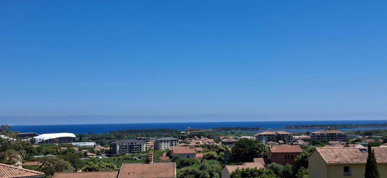 Appartement entier, Joli t2 a 5 min des plages in Furiani, Cap Corse