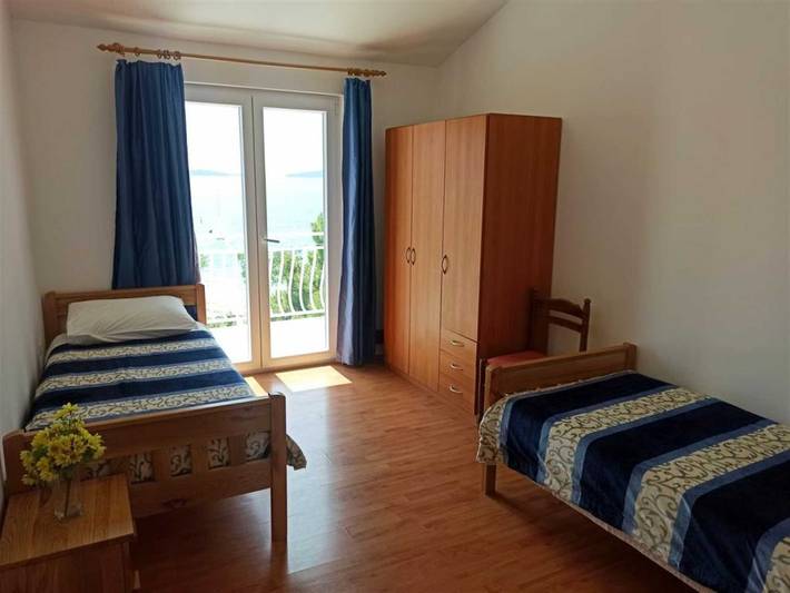 Ganze Wohnung, Neu Strandwohnung Gaj 7 in Brodarica, Šibenik-Knin