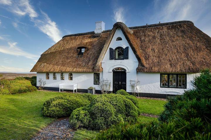 Ferienhaus mit Meerblick für 6 Personen, mit Sauna und Terrasse sowie Garten