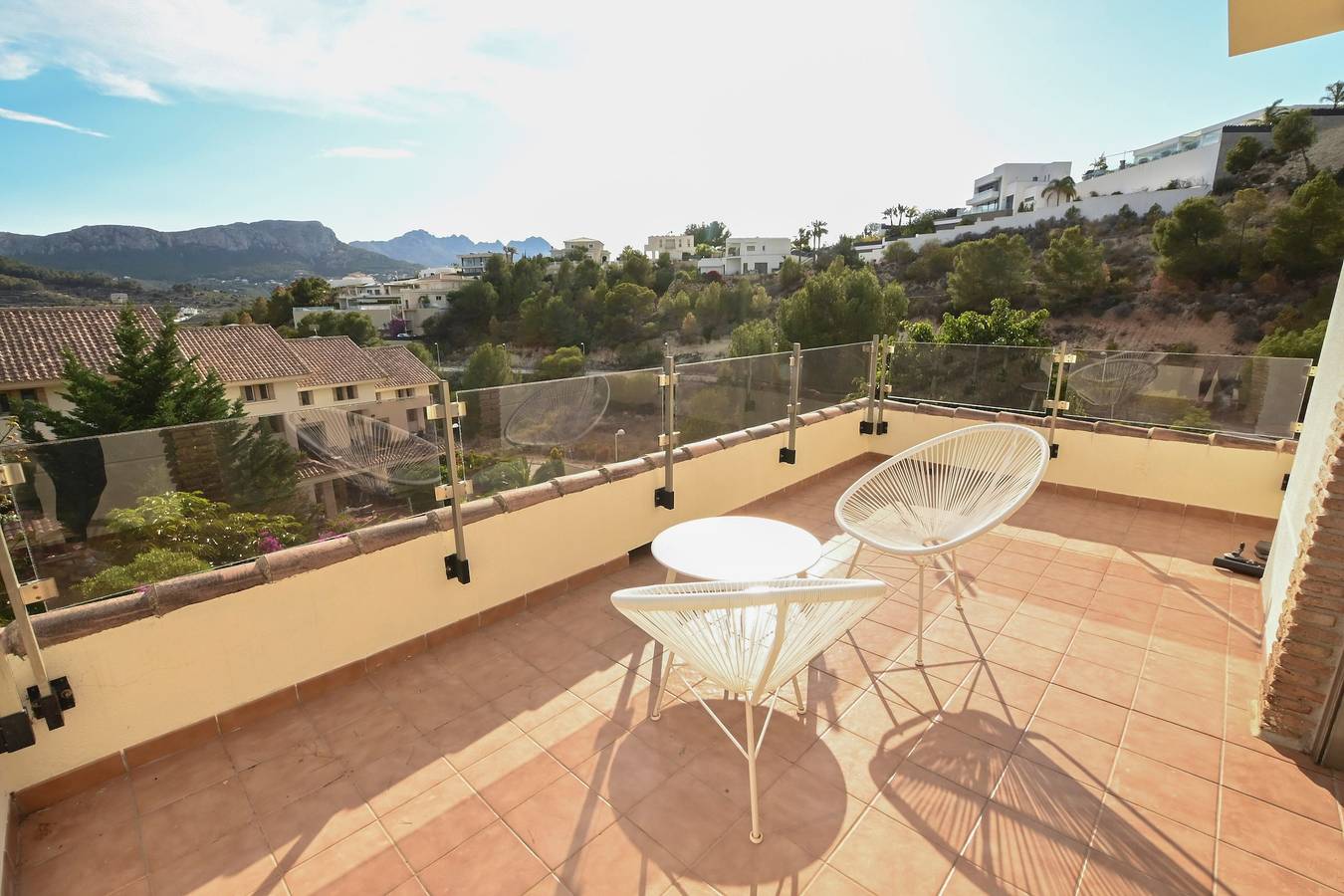 Bungalow 'Alegre Playa Grupo Terra De Mar' with Mountain View, Wi-Fi and Air Conditioning in La Empedrola, Calpe