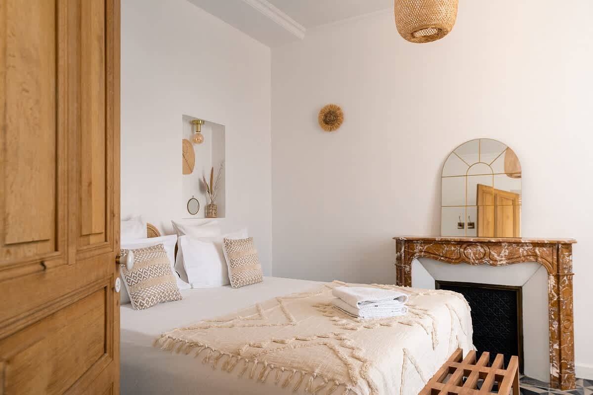 Chambre d’hôte pour 2 personnes avec piscine in Magalas, Côte méditerranéenne (France)