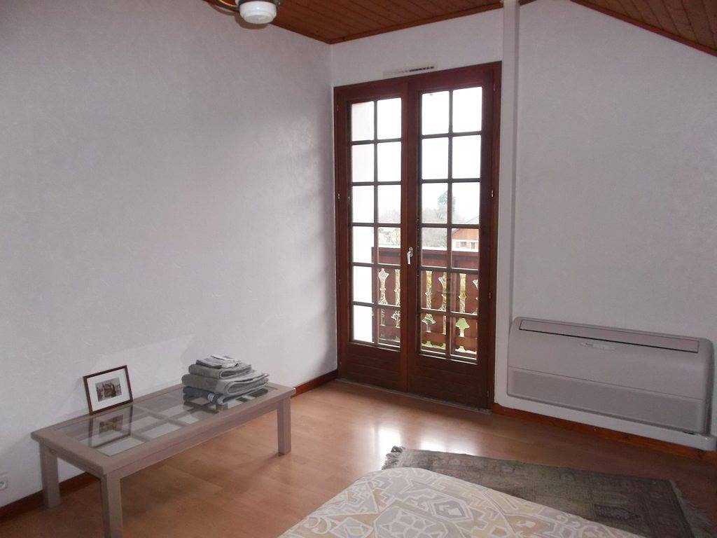 Le Balcon de Marceau - Chambre 1 in Doussard, Parc naturel régional du Massif des Bauges