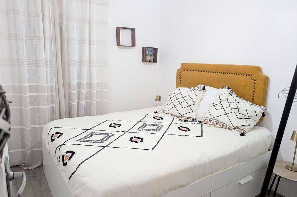 Entire apartment, Escape stay in Houilles, Yvelines