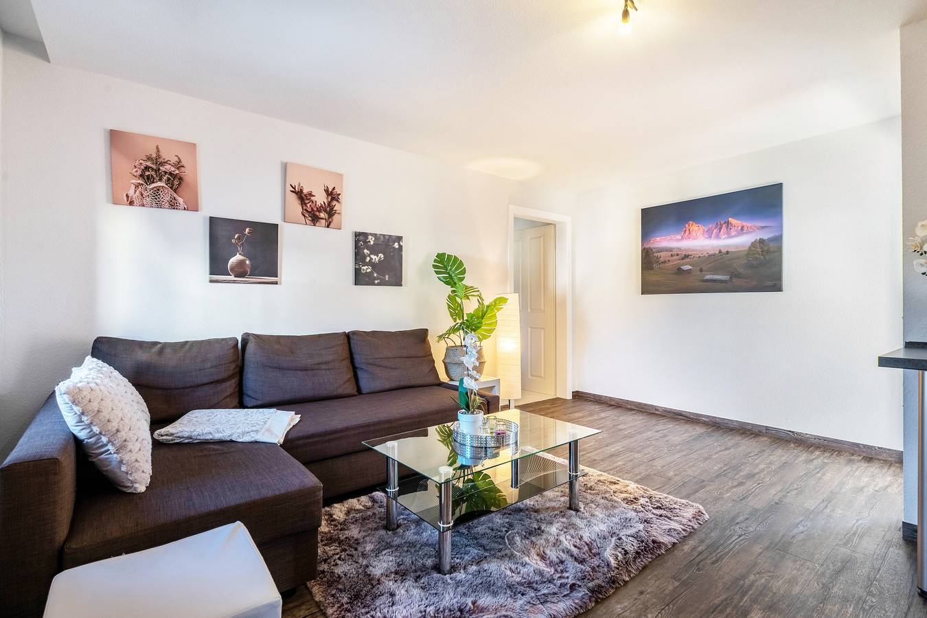 Entire apartment, Apartment 'Haus Sonne' with Wi-Fi in Limbach-Oberfrohna, Chemnitz (region)