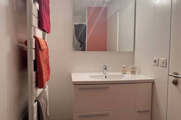 Location de vacances pour 2 personnes, avec jardin et terrasse à Crestet - 2
