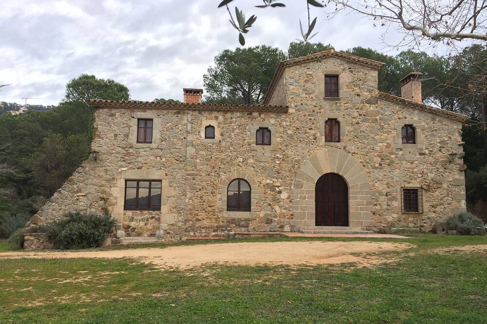 Masia del S XV an der Costa Brava in Santa Cristina d'Aro, Costa Brava