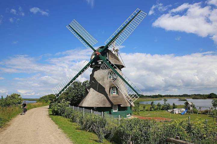 Ferienwohnung für 8 Personen, mit Terrasse und Garten, mit Haustier in Esgrus - 4