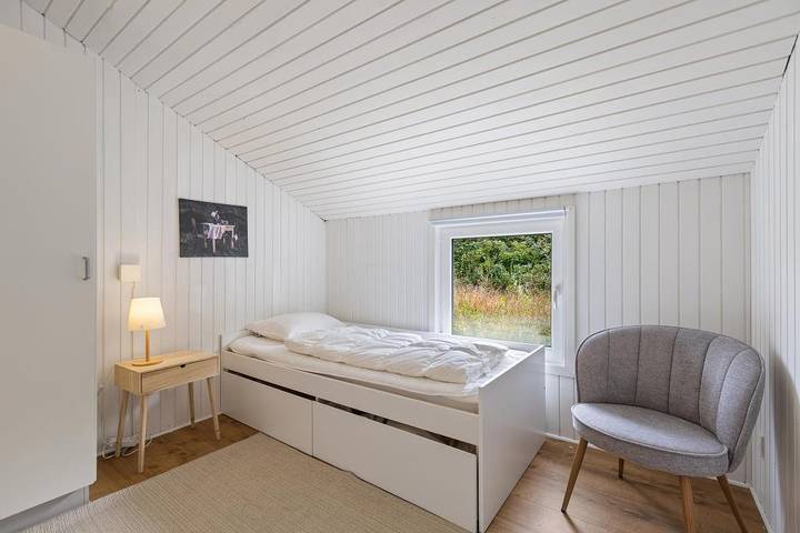 Wunderschönes Ferienhaus mit Sauna und geschlossener Terrasse in Skodbjerge, Haurvig