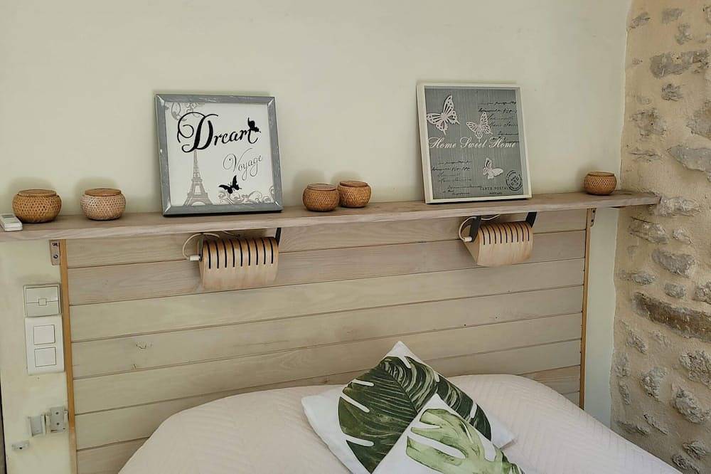 Apartamento entero, Estudio-Confortable-Baño con bañera-Vista al Jardín-3 Star in Milly-la-Forêt, Parc naturel régional du Gâtinais français