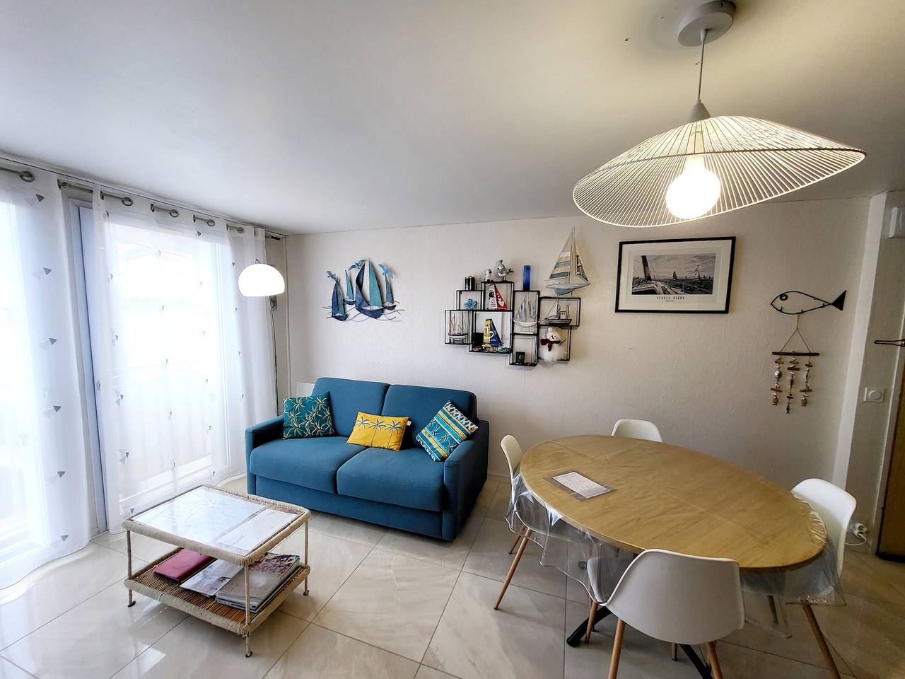 Apartamento entero, Apartamento moderno y acogedor en el centro, cerca de la playa y tiendas in Les Sables-d'Olonne, Vandea
