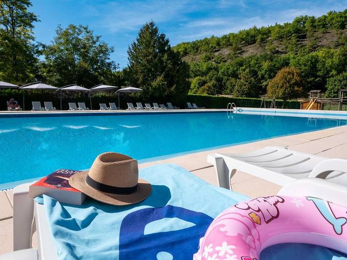 Tente pour 4 personnes, avec bassin pour enfant dans le Lot - 4