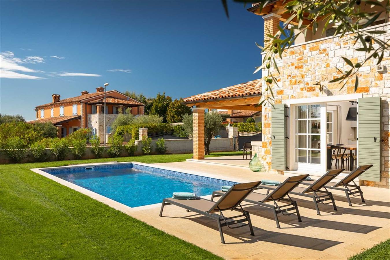 Villa Veronica with pool in Vabriga, Tar-Vabriga