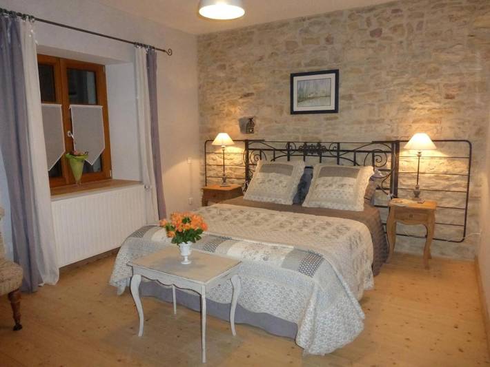 Chambre d’hôte pour 3 personnes, avec terrasse ainsi que jardin et jacuzzi à Baume-les-Dames - 2