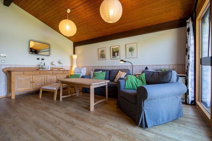 Satteldachhaus (Typ 9 in Immenstaad am Bodensee, Region Bodensee-Oberschwaben