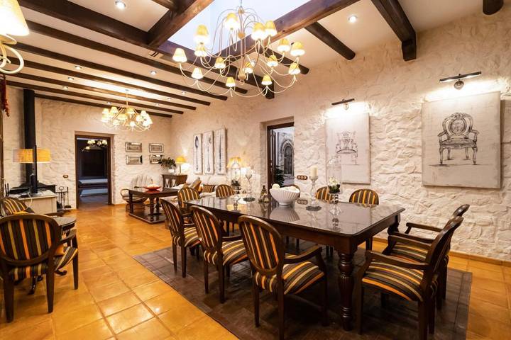 Casa rural para 14 personas, con jacuzzi y terraza además de jardín y piscina en Campiña Sur Cordobesa - 3