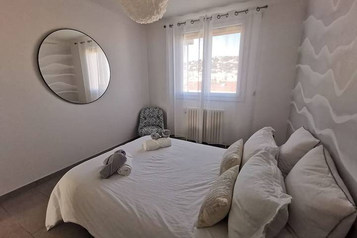 Gîte pour 6 personnes, avec balcon dans Theatre Moliere Scene Nationale - 2