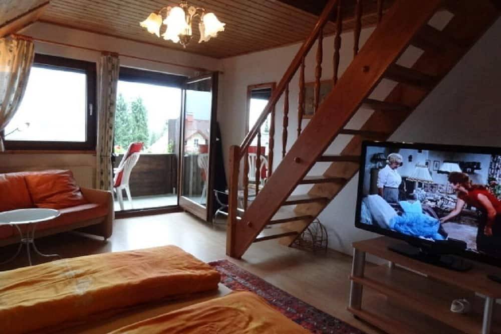 Ganze Wohnung, Ferienwohnung 1 Traunsteinblick mit Balkon im Zentrum in Altmünster, Bezirk Gmunden