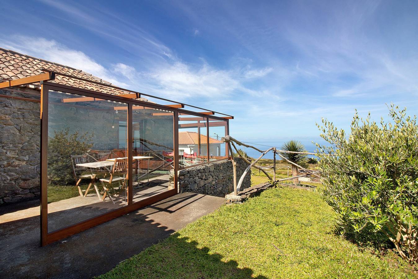 Casa 'Villa Montemar' com Vista Mar, Jardim Privado e Wi-Fi in Ponta do Pargo, Madeira