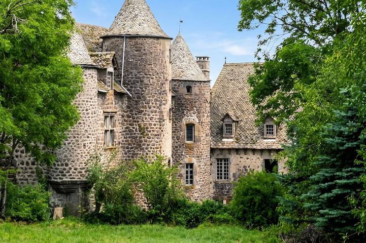 Gîte pour 6 personnes, avec Terrasse à Saint-Martin-sous-Vigouroux