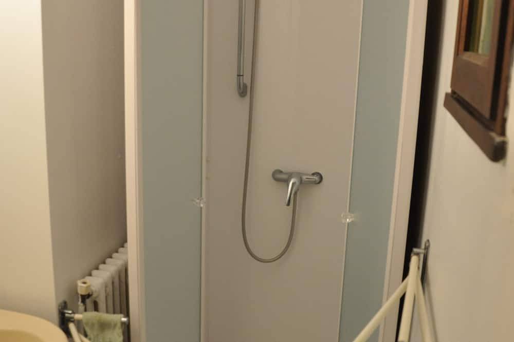 Villa de charme à 5 mn d'Amboise chambre privative in Saint-Règle, Région de Tours