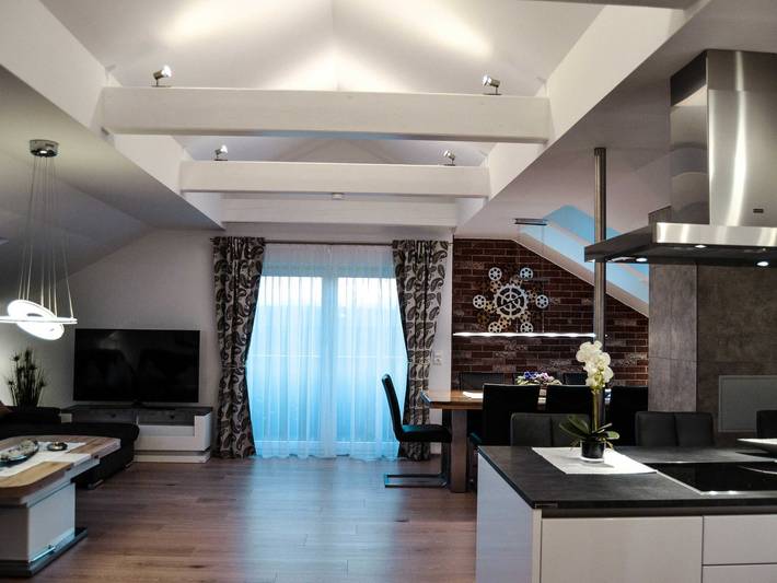 Ferienwohnung für 8 Personen, mit Balkon und Whirlpool sowie Garten in der Fränkische Schweiz