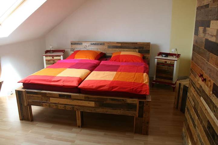 Ganze Wohnung, Schöne, künstlerische-Design Wohnung im Herzen des Ruhrgebiets (Bochum Witten ) in Witten, Ennepe-Ruhr-Kreis